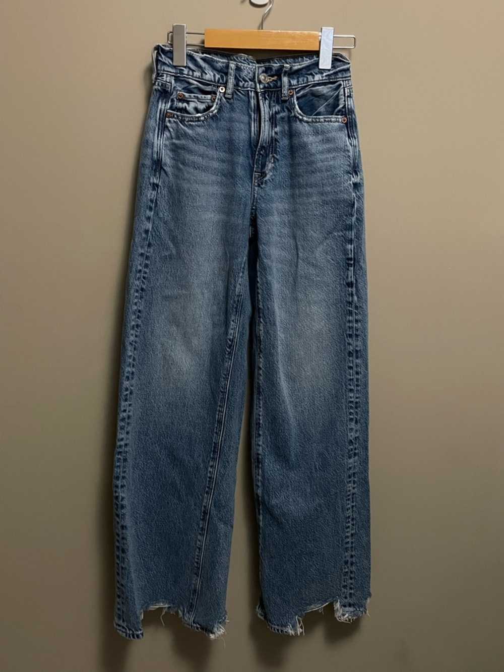 American Eagle Outfitters Denim Jeans super High Rise Baggy Wide Leg Women’s 00